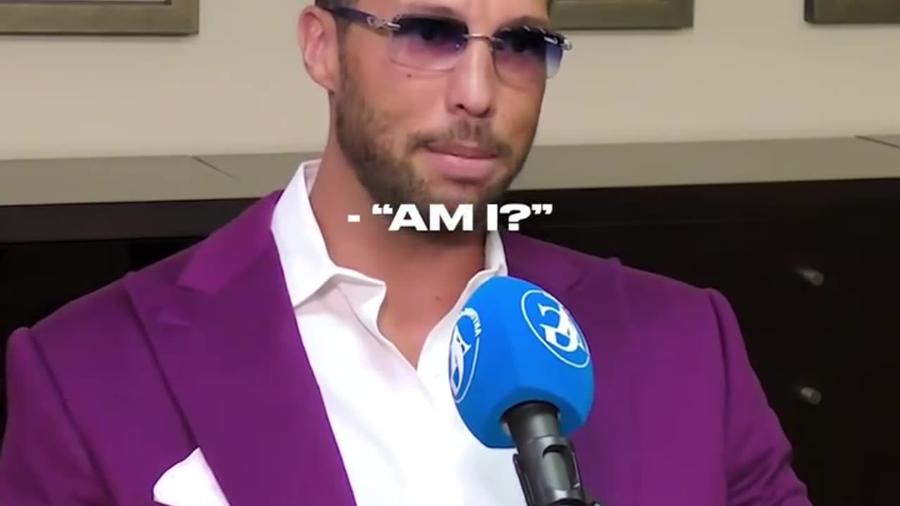 🗣️: This Is How Tristan Tate 4vs 1 Street survived Fight #andrewtate #tristantate #tatebrothers