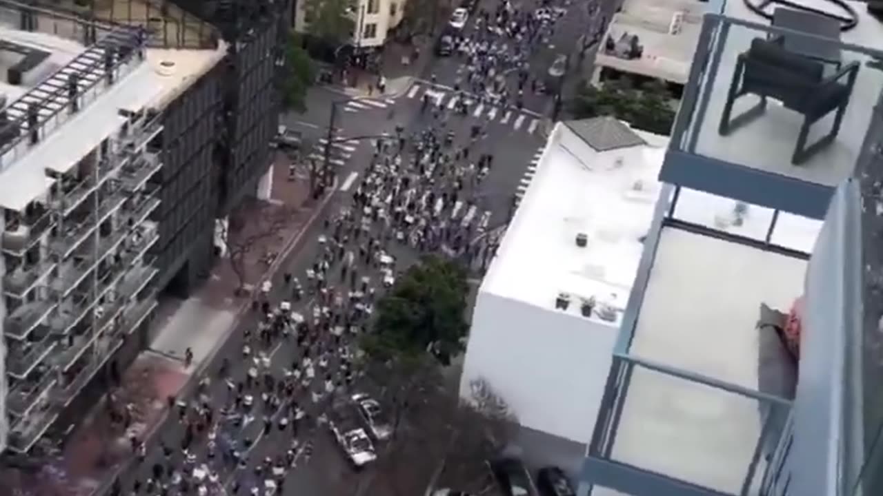 Protests Against Trump - No more wars