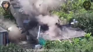 Ukrainian Soldiers Clashing with Russian Infantry in Village of Zelenyi Hai