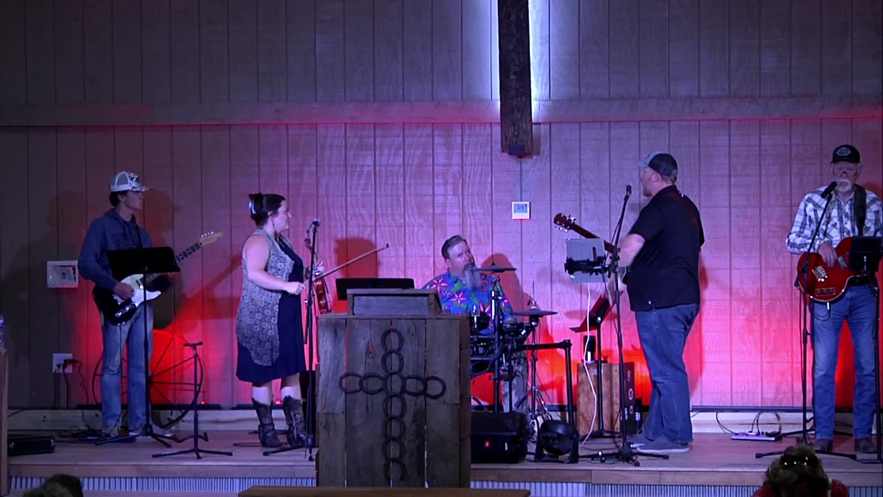 Thousand Hills Live