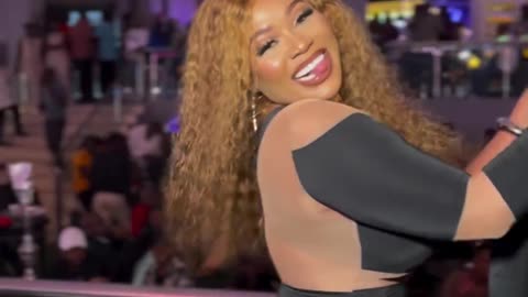 Queen vee bosset