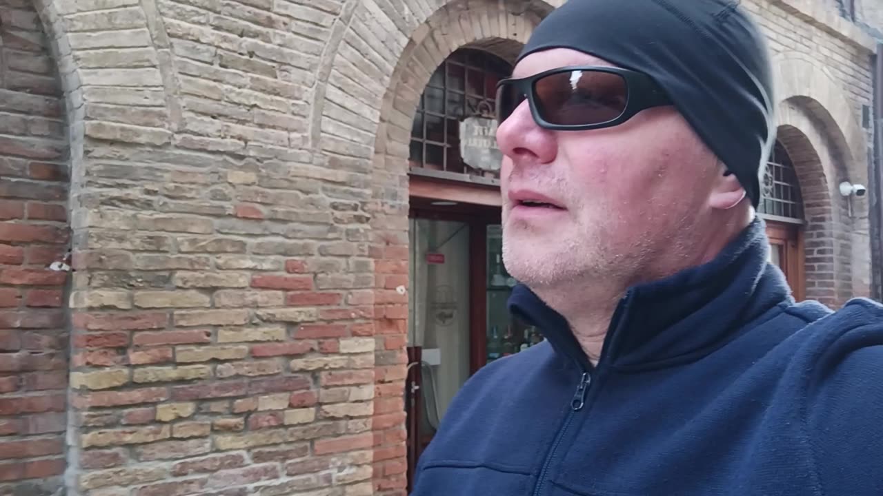 Motorgyûjtés 19 - San Gimignano