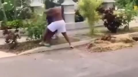 Hood Black Guy Vs Hood Black Guy! THE FADE!