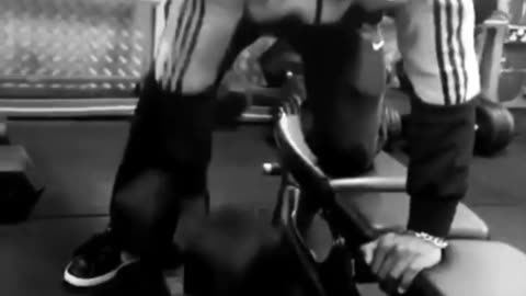 45KG Dumbbell Rows That Build MONSTER BACK GAINS!💪