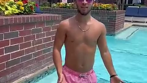 Why they make pools 5FT deep…