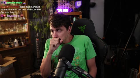 !WEED Review + YUGE UNBOXING🔥 Giveaway After Midnight!💨420🍃!mj !giveaway