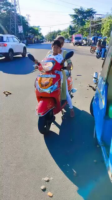 Asuchi Asuchi Maa Dashabhuja