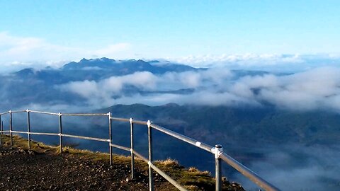 Saddle Mountain Summit