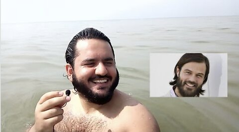 Shabir op het naaktstrand voor gays🤣🤣🤣