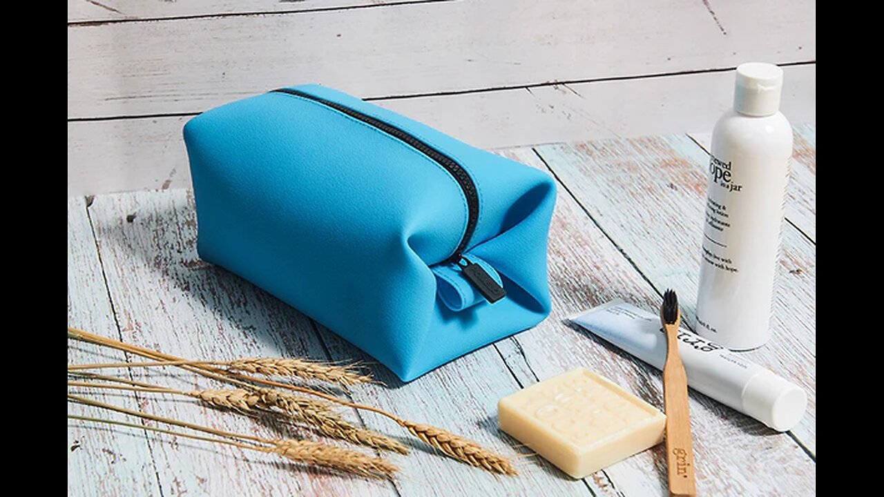 Leak-Resistant & Waterproof Large Capacity Silicone Dopp Bag for Cosmetics, Gym, Shower & Travel