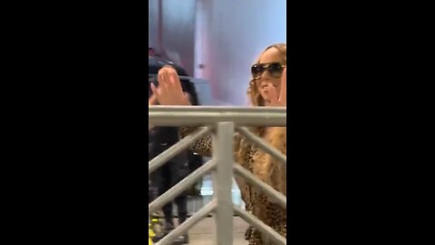 Mariah Carey show official