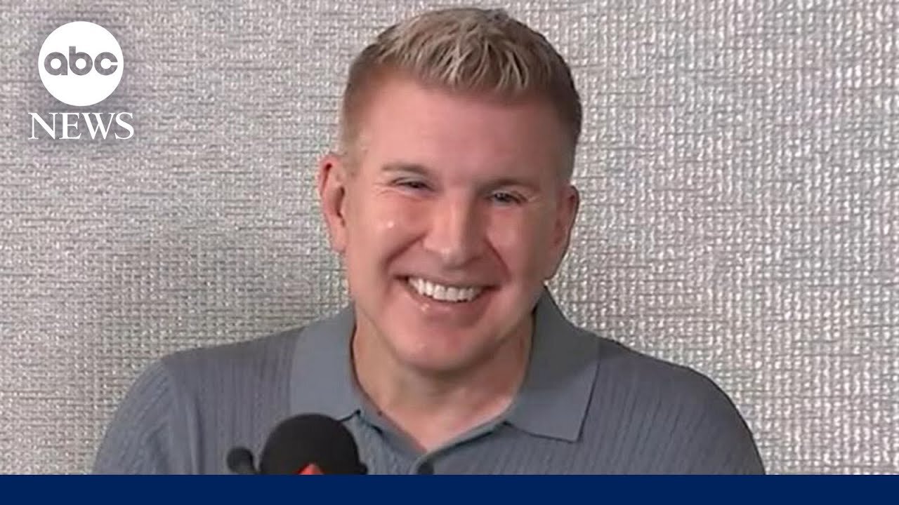 Chrisleys speak at news conference after prison release