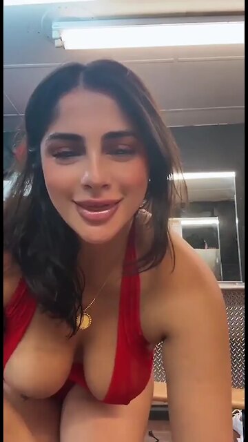 BEAUTIFUL ❤️ IN RED ♥️♥️♥️