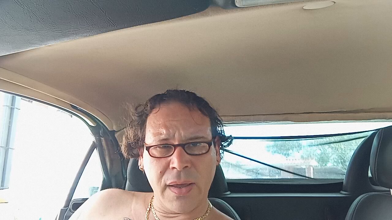 SCHIAVI FIERI DI ESSERLO