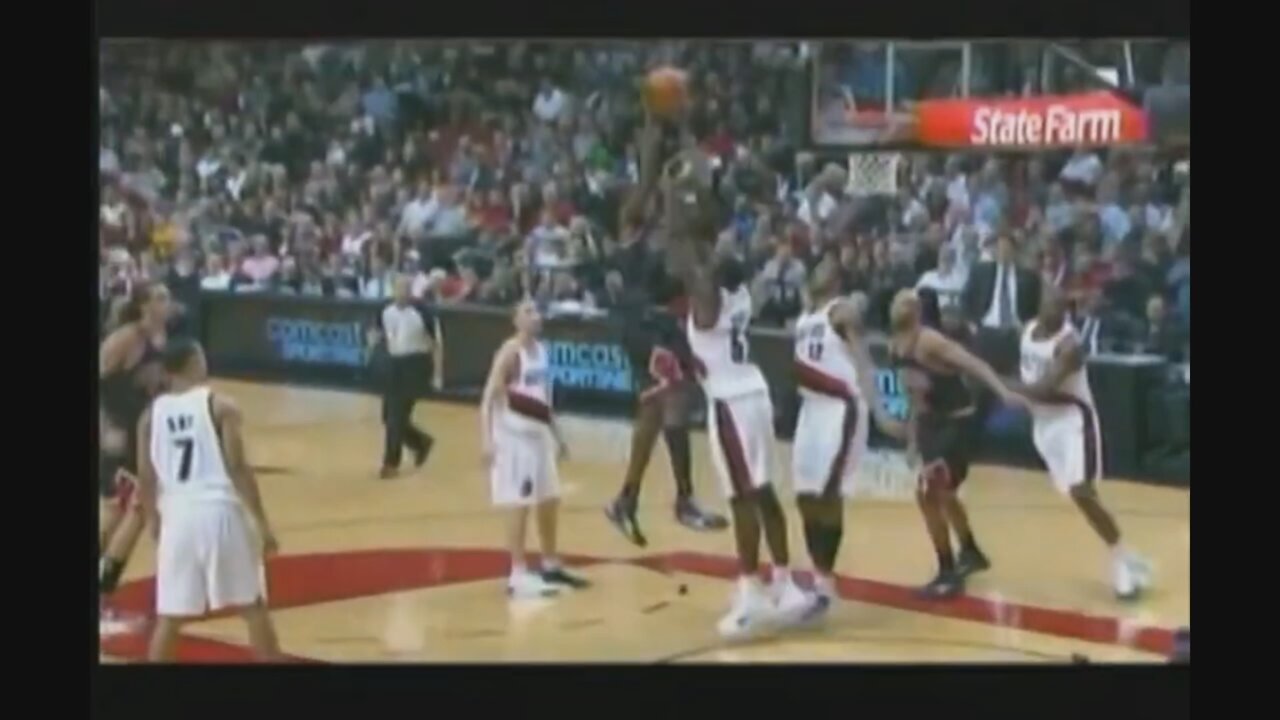 Luol Deng 25 Points @ Trail Blazers, 2009-10.