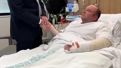 Australian PM meets with Sydney terror attack neutralizer: