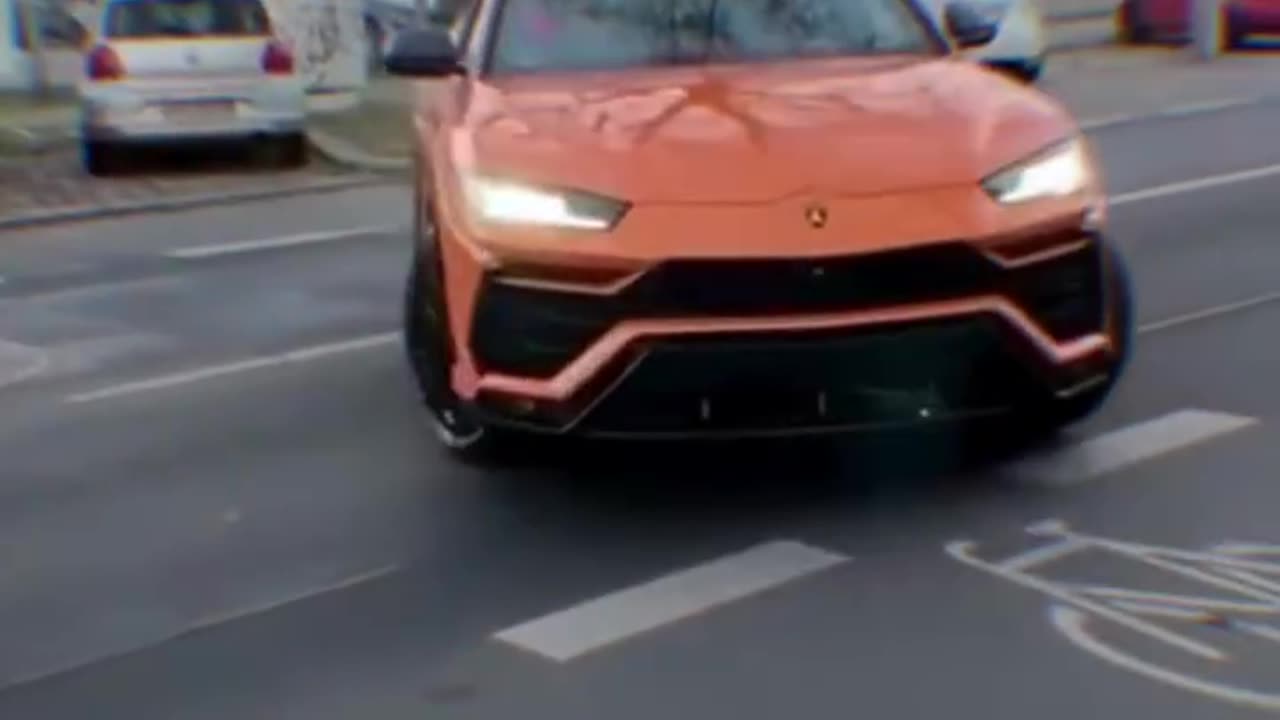 Unleash the Thrill: Watch a Lamborghini Get Unloaded!