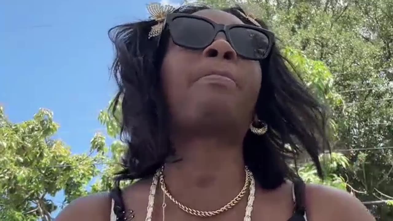 21BADBITCH READY FOR TINKERVILLE SAYS SHE GONNA STAND ON BUSINESS BLACKEYES & ALL