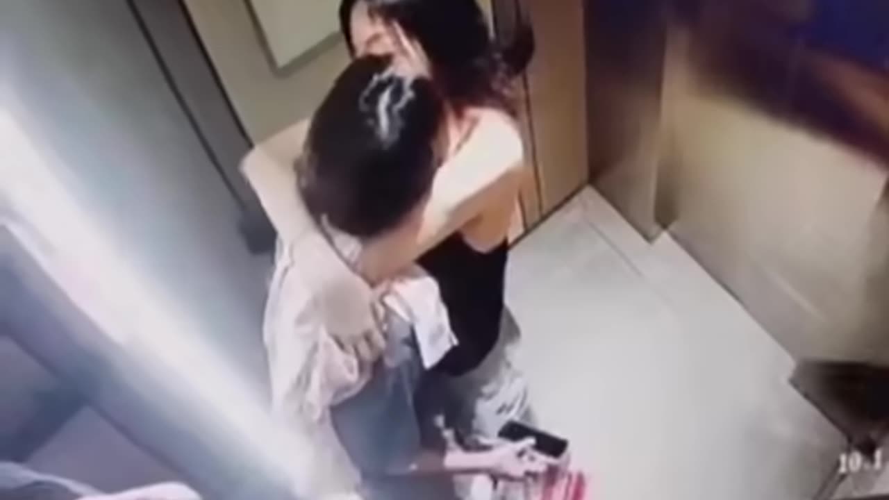 𝑪𝒂𝒎 𝑬𝒗𝒆𝒓𝒚𝒘𝒉𝒆𝒓𝒆