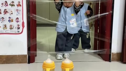 Twins team up to tackle Mom's challenge!