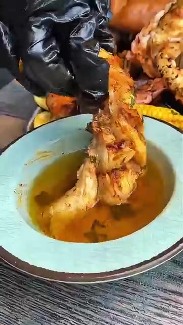 Ever Seen a Lobster 🦞 This Big? Giant Lobster Street Food You Won’t Believe!