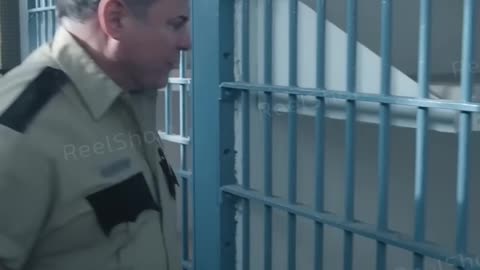 He betrayed me in prison and shielded his own son. Undercover Prison King ReelShort