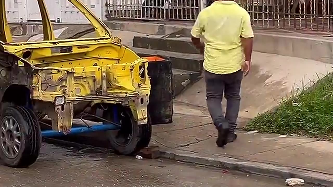 BAD CAR EXCHANGE!! 😂😂😂😂😂😂😂😂