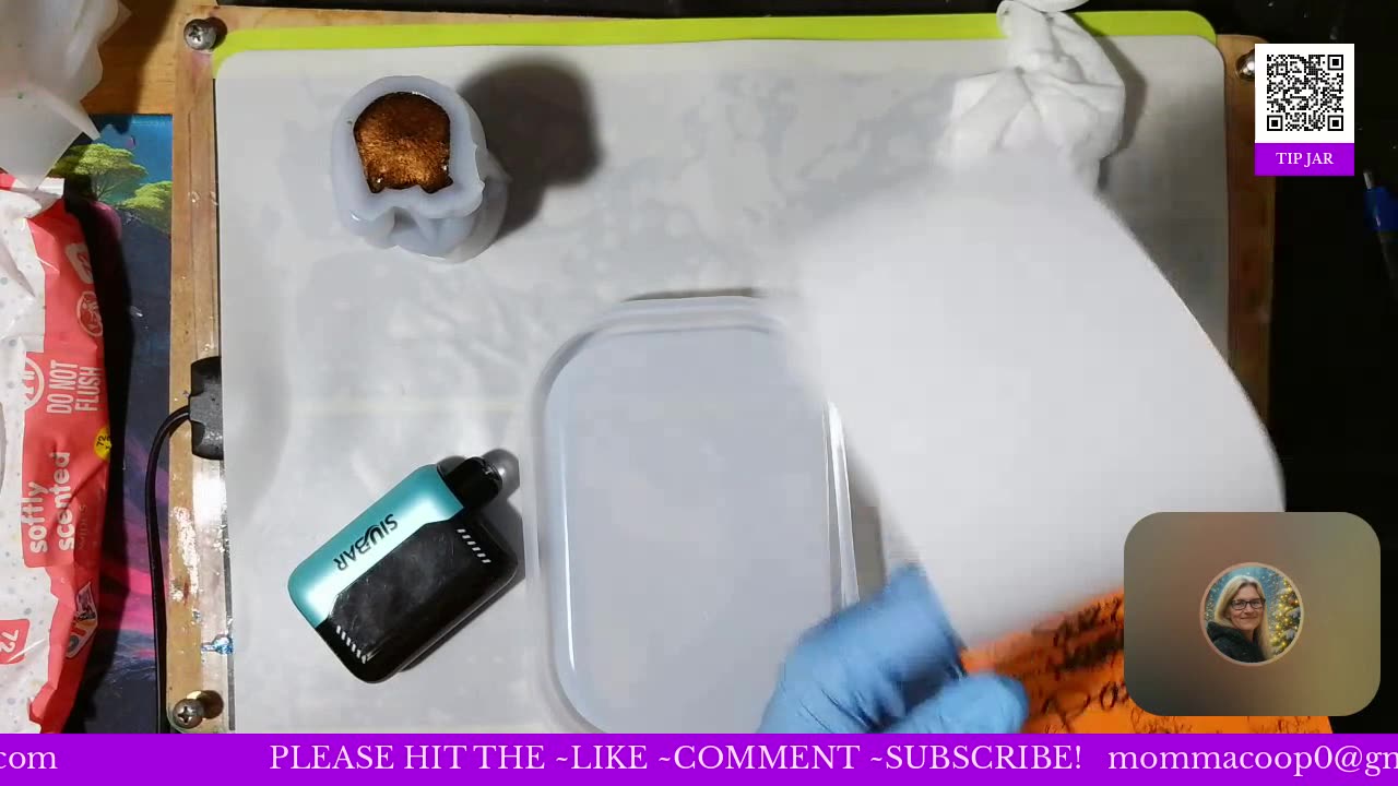 Momma Coop's Got The Pour