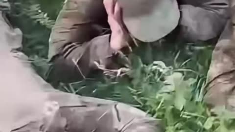 Entire Squad of 6 or 7 Russian Soldiers Surrenders to Ukrainians