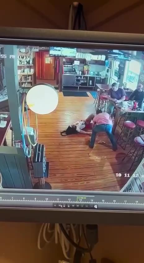 Be careful, honey, don't drop the beer 🤣