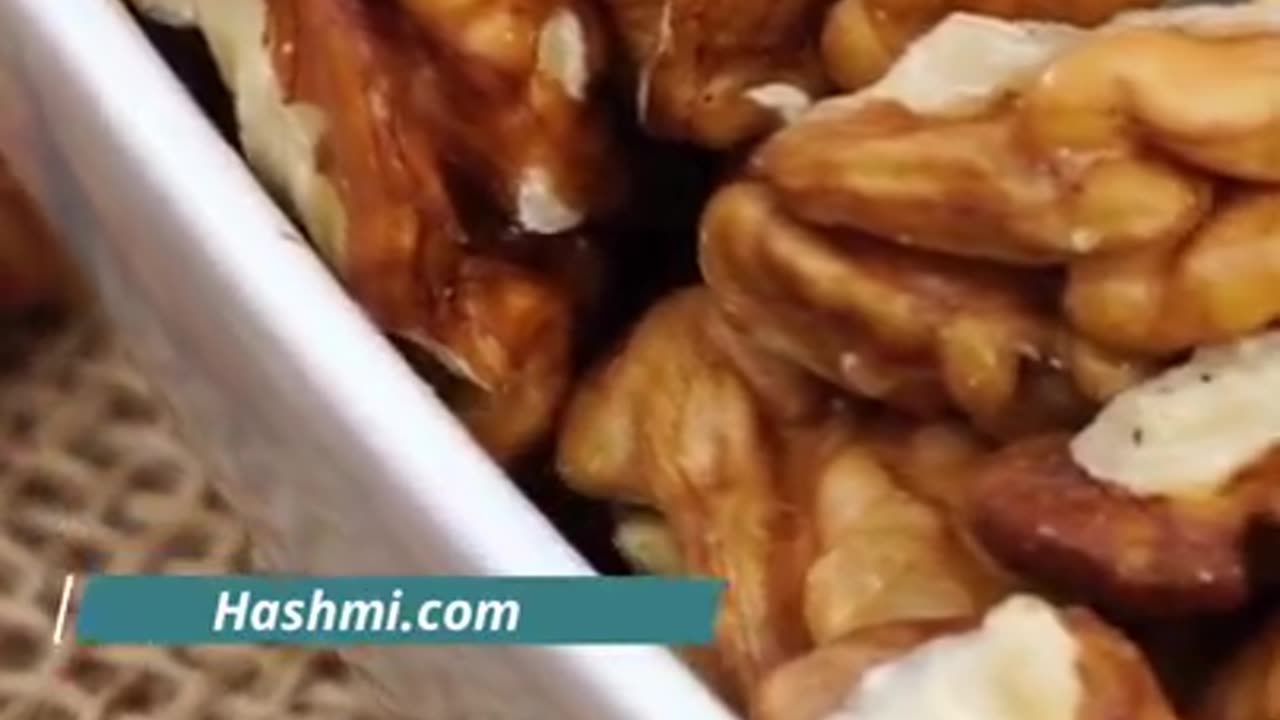 Sardiyo me Akhrot kaise khaye