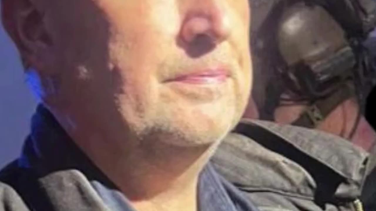 VANCE BOELTER GETS APPREHENDED