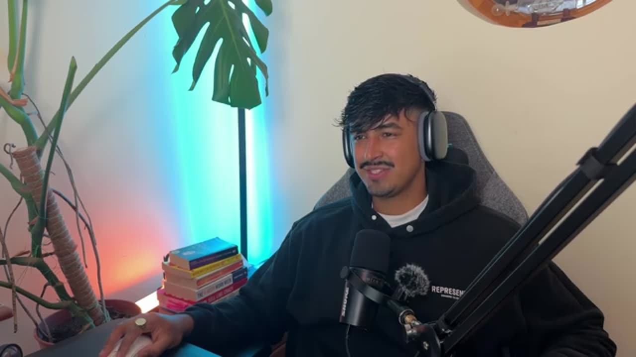 I Tried YouTube Shorts For 30 Days (Realistic Results)