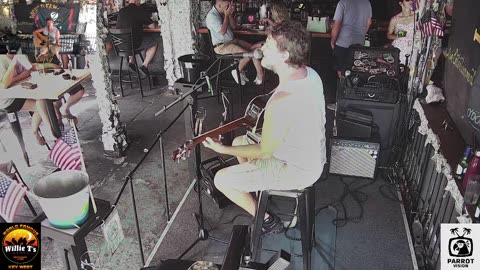 LIVE Music Everyday!