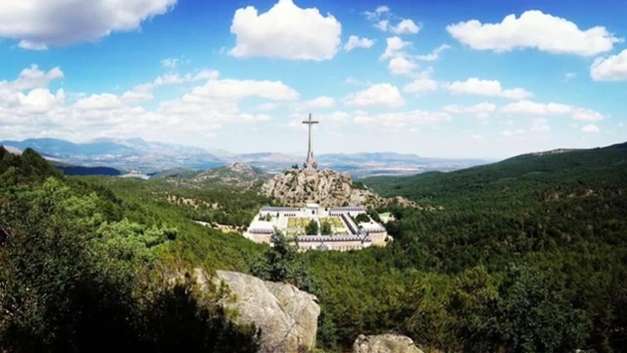 VALLE DE LOS CAÍDOS por Agnus Dei Prod.