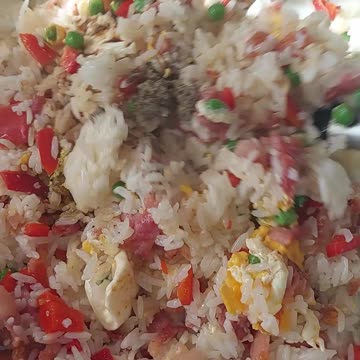 Overload Bacon veggies fried rice 🔥🍚🥕🧅🍳#Three3Eggs #3eggs #Bacon #FriedRice #EggFriedRice