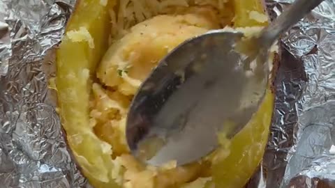 Cheesy Beef Stuffed Baked Potatoes with Creamy Onion