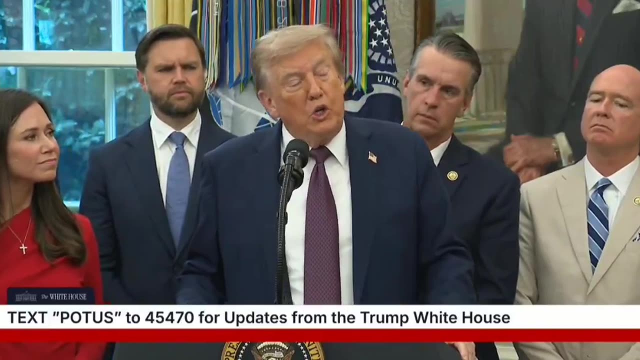 Trump: National Guard Is Going Into Chicago!