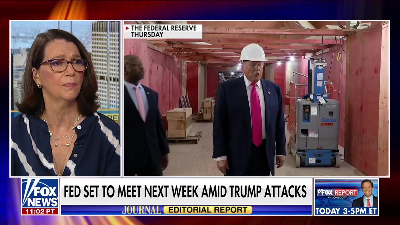 Trump continues to pressure Powell