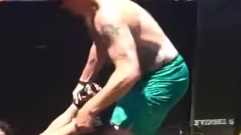 Head Kick From Hell🥶 #boxing #wba #ufc #knockout #mma#headkick