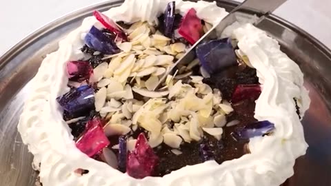 Weekend plans = making something sweet 😋