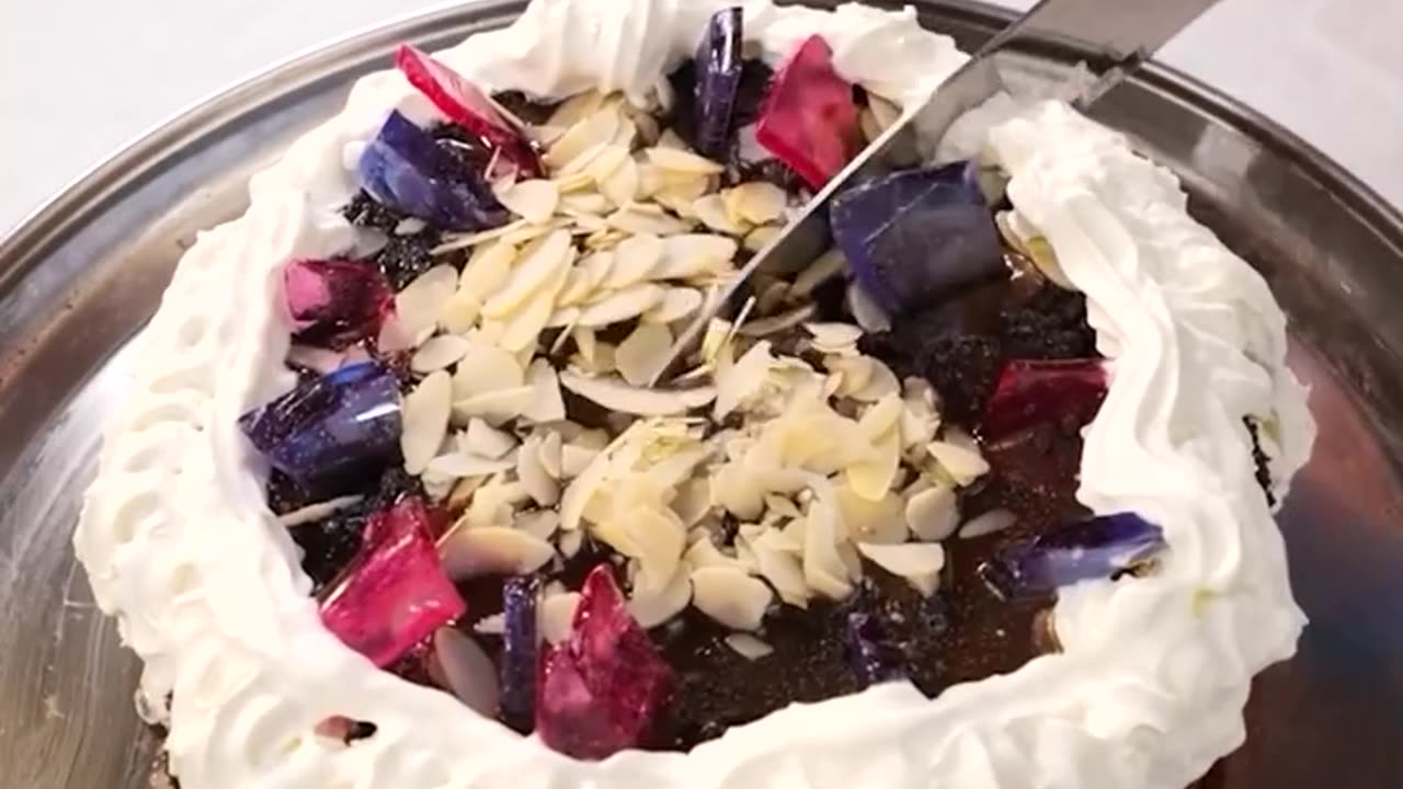 Weekend plans = making something sweet 😋