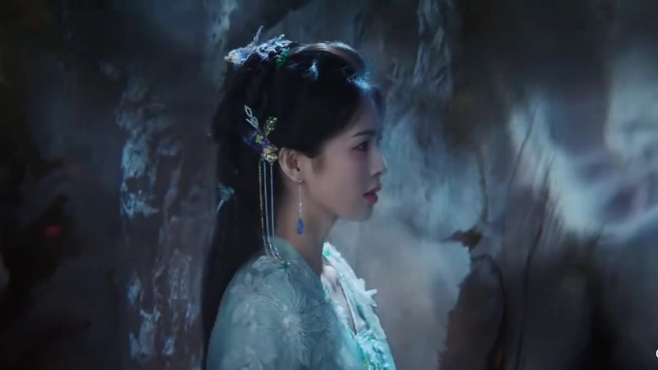 Fan Yue & Bai shuo moonlight mystique Fan Yue under qi feng control by evil insert episode 24