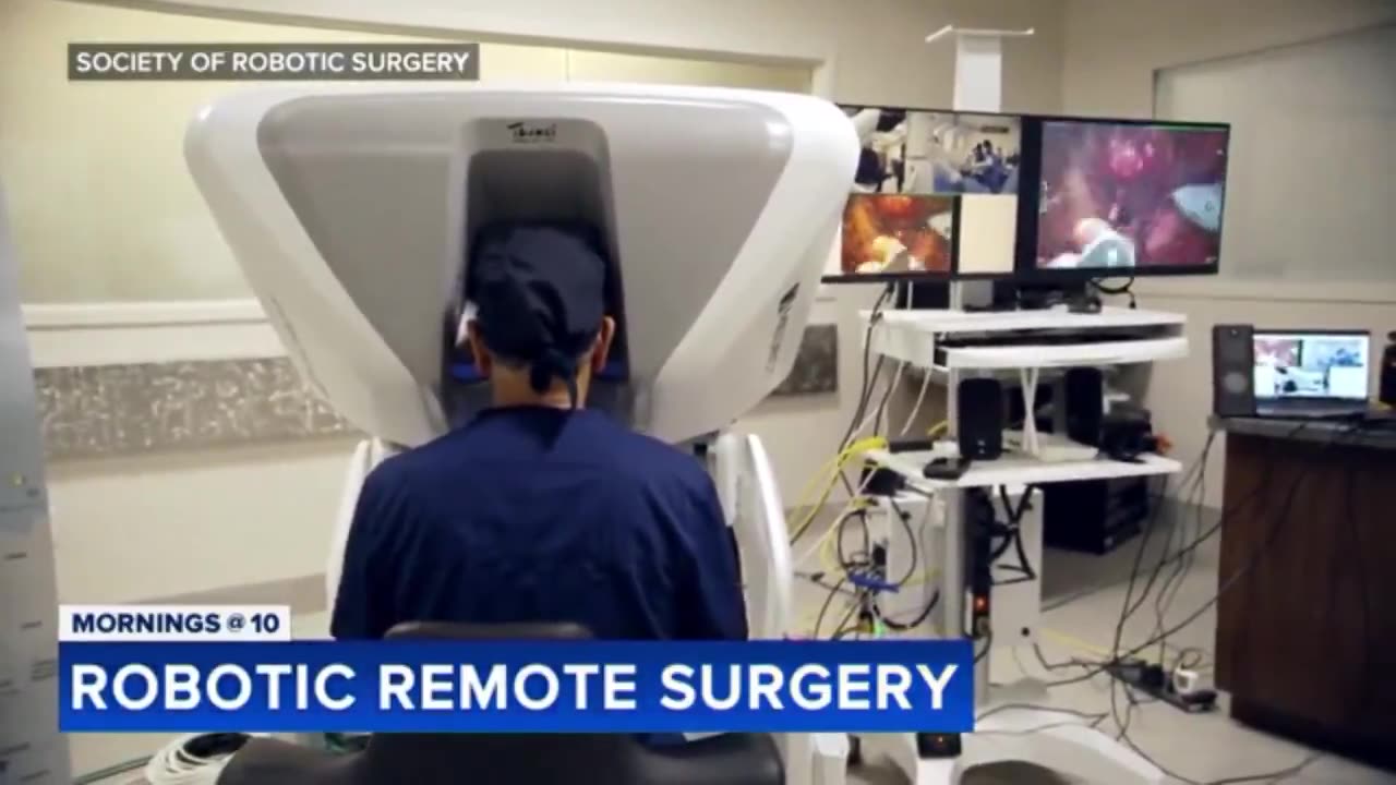 Florida Doctor Performs Prostate Surgery on a Man 7000 Miles Away, a First of Its Kind