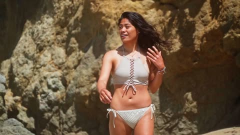 🔥 Stunning Bikini Haul 2025 | Trendy Styles & Bold Looks 🌴💃