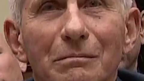 il criminale Fauci sotto processo