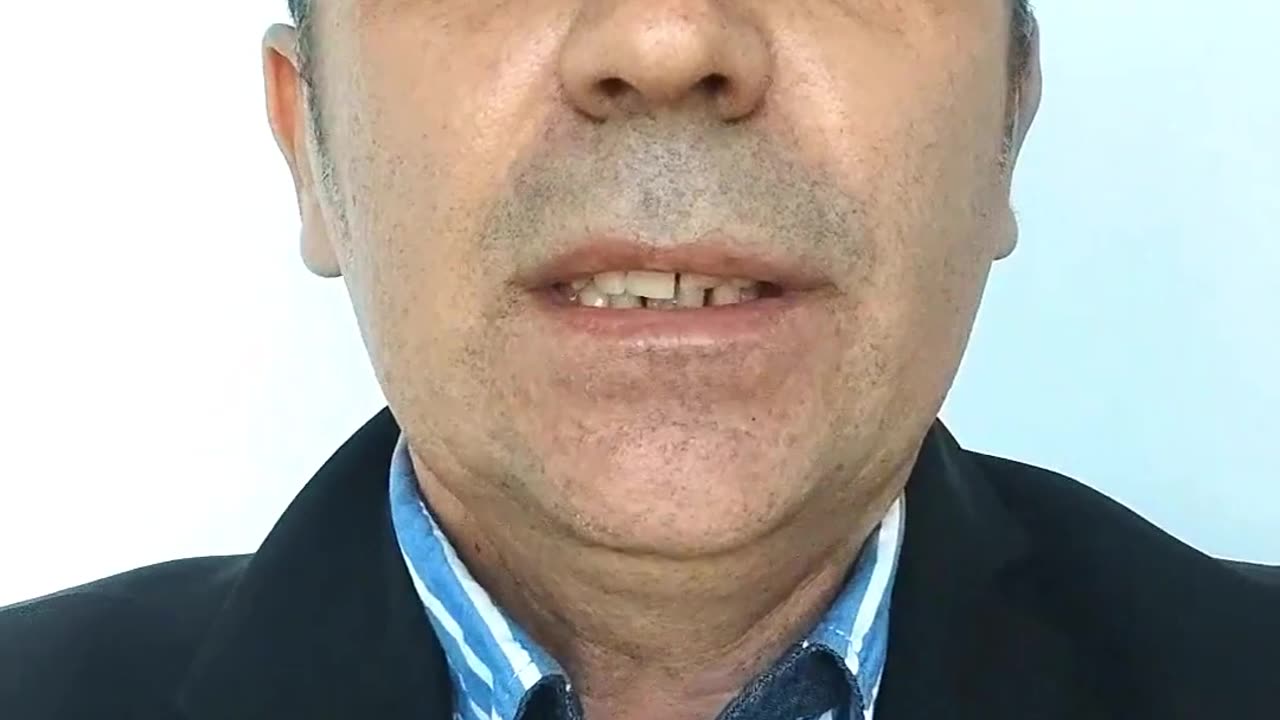 Războiul din Ucraina este un distractor pentru mascarada COVID
