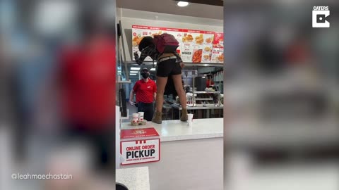 Sheboon Acting like Nigger Bitch at 🍗 KFC