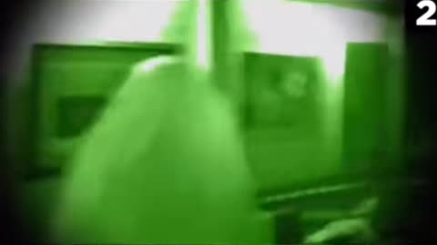 💀🏠 Guys investigates his basement after hearing strange noises, calls 911. #ghostlytoksa #creepytok