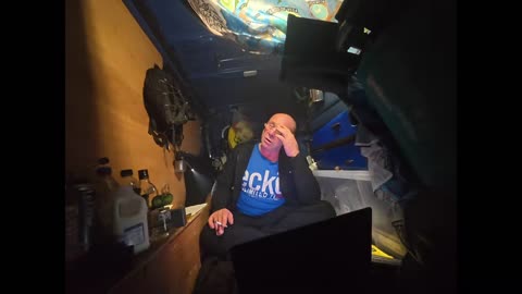 Live, from the Millennium Falcon Holodeck ;) xxx